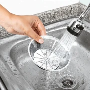 عصارة فواكه بلاك اند ديكر ، 800 وات ،1.5 لتر ، سرعتان ، أبيض  أسود ، JE780