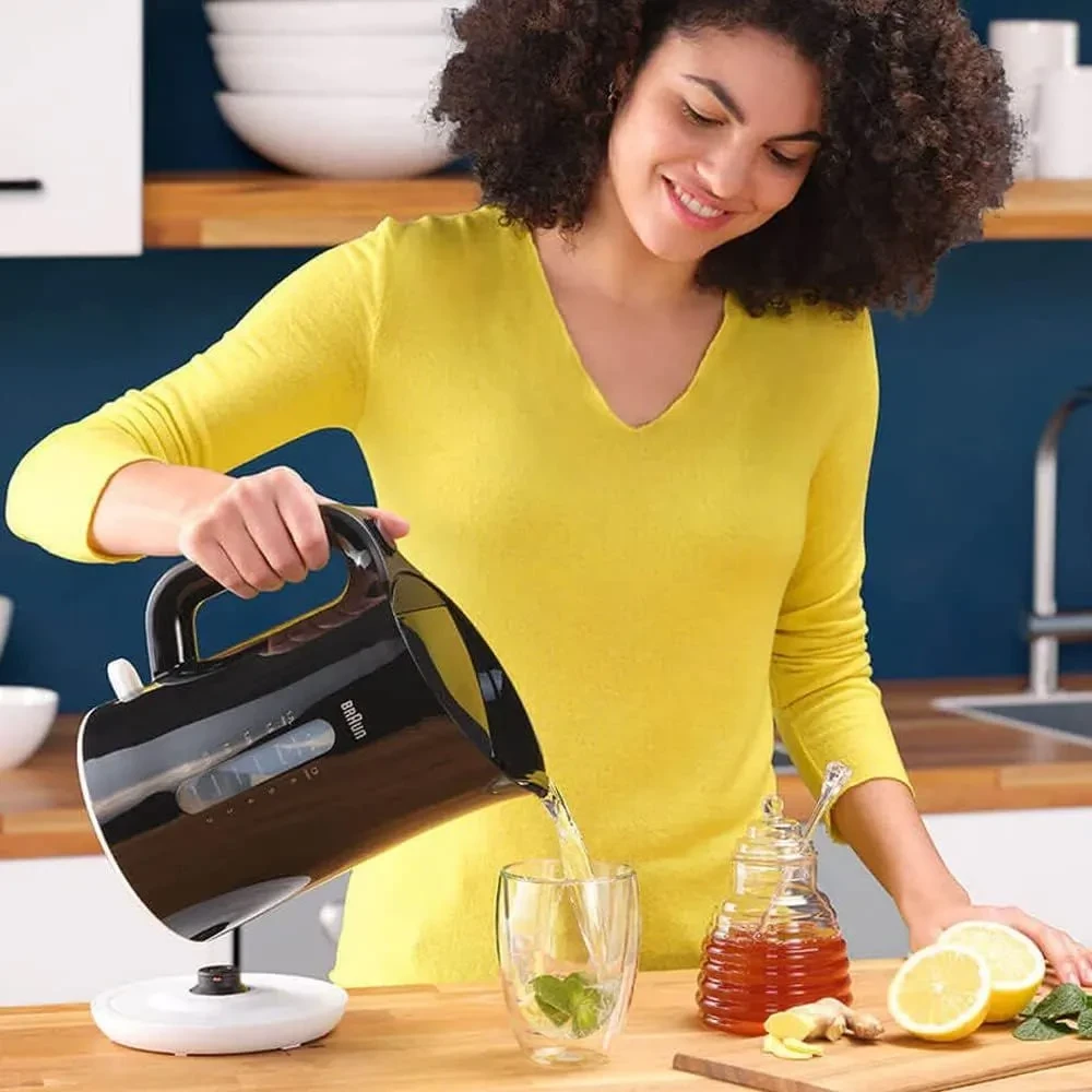 كاتيل كهربائي براون Breakfast1، سعة 1.7 لتر، 2200 وات، اسود - WK1100BK ( ضمان دولي )