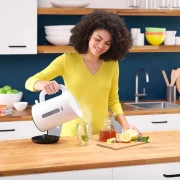 كاتيل كهربائي كهربائية براون، 1.7 لتر، 2200 وات، ابيض - WK1100WH