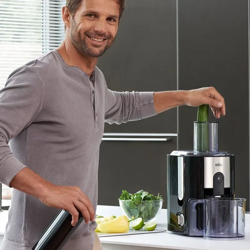 عصارة فواكه براون MultiQuick 5، بقوة 900 وات، 2 لتر، اسود - J500 ( ضمان دولي )
