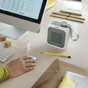 دفاية بمروحة ديلونجي Capsule Desk Ceramic، بقوة 360 وات، اخضر - HFX10B03.GR