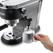 ماكينة قهوة اسبريسو ديلونجي ديديكا ستايل بالضغط، 1300 وات، اسود - EC 685.BK